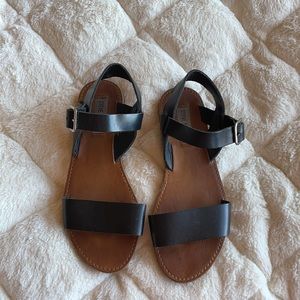 ❤️Steven Madden leather sandal